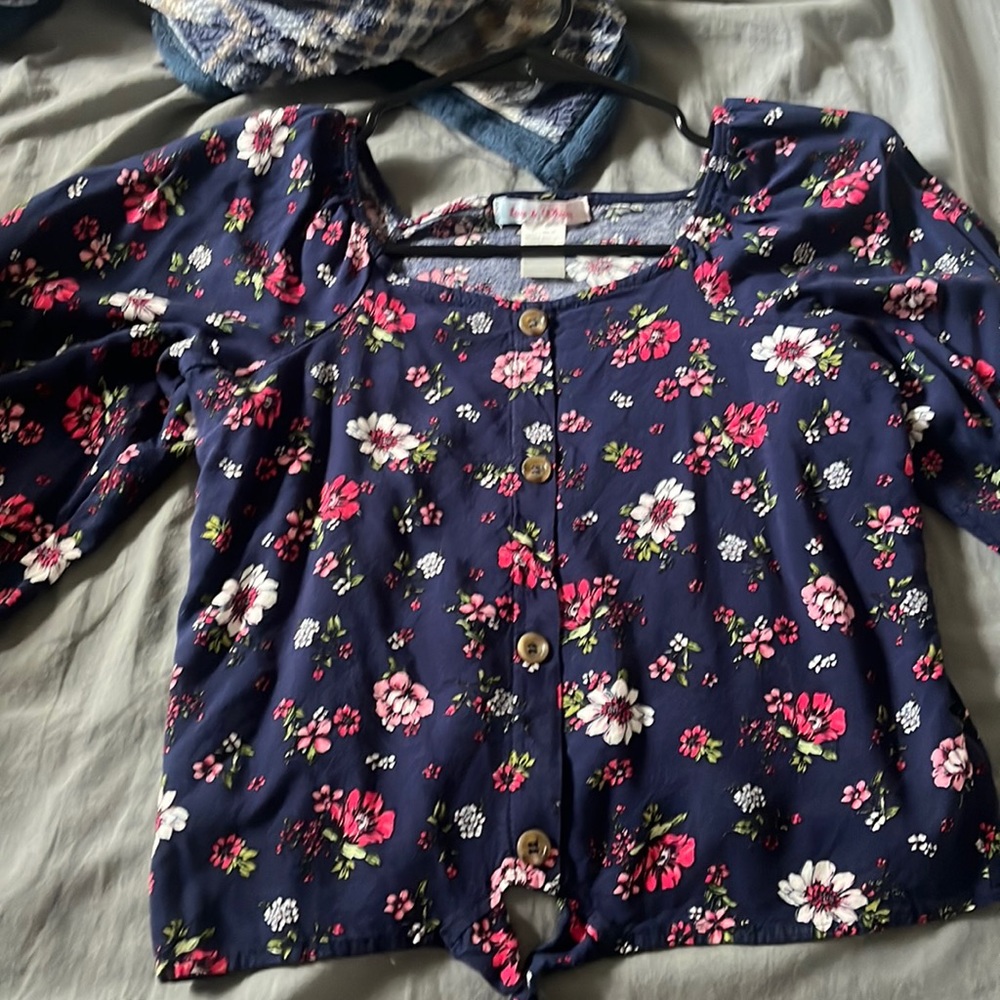 flower loose shirt in kids 16